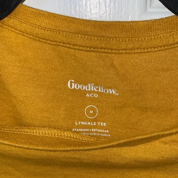 Good fellow co, Size Small, Yellow T-shirt - Picture 2 of 3